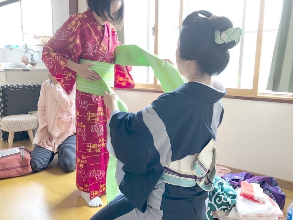宿場町を着物旅姿で歩く！着付け体験