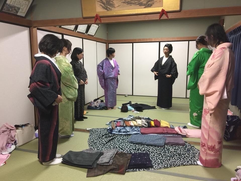 宿場町を着物旅姿で歩く！着付け体験